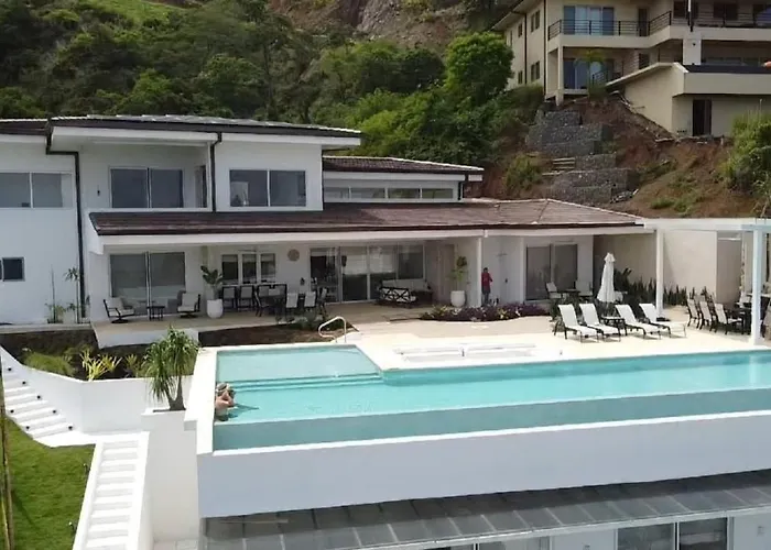 Casa Ayla A - Stunning 5br Ocean View House & Infinity Pool In Flamingo *