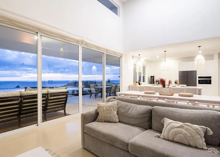 Casa Ayla A - Stunning 5br Ocean View House & Infinity Pool In Flamingo Playa Flamingo