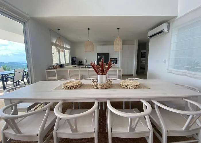 Сasa de vacaciones Casa Ayla A - Stunning 5br Ocean View House & Infinity Pool In Flamingo
